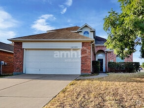 Building Photo - 14300 Cedar Post Dr