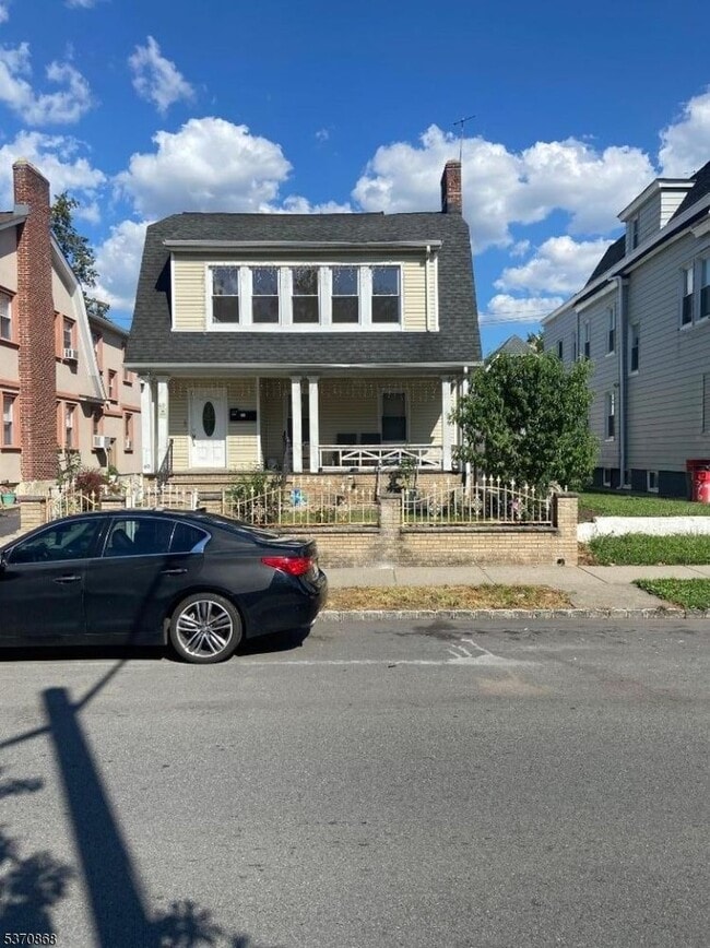 Primary Photo - 40 Ampere Pkwy