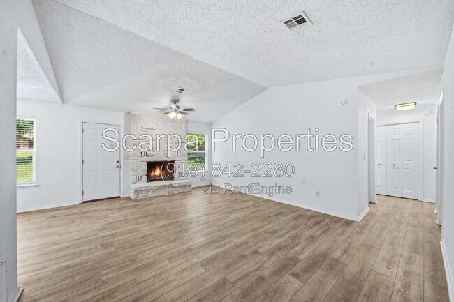 Building Photo - 13621 S 285th E Ave