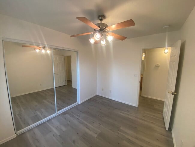 Building Photo - Charming 3 Bedroom 2 Bath Home