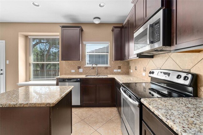 Building Photo - 17716 Linkhill Dr
