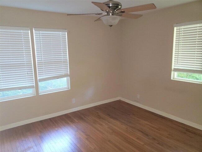 Building Photo - 4603 Jinx Ave