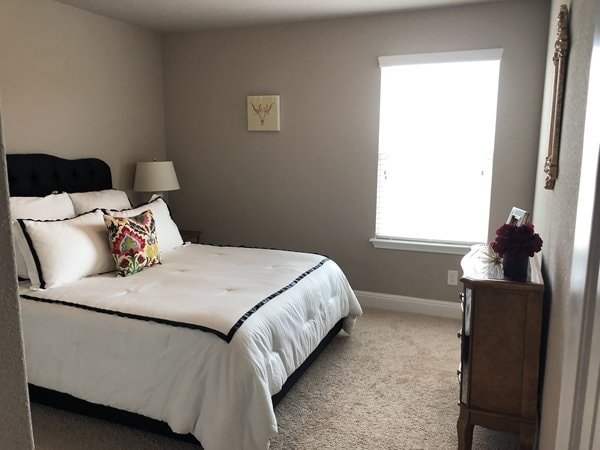 Building Photo - 5703 Freeport Leaf