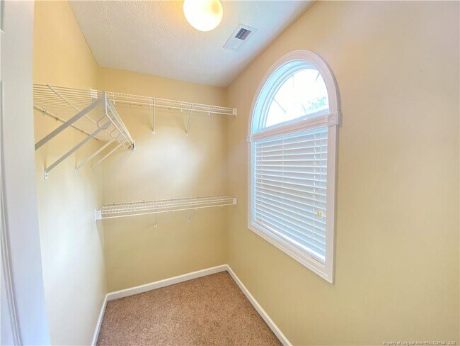 Building Photo - 1058 Carolina Way