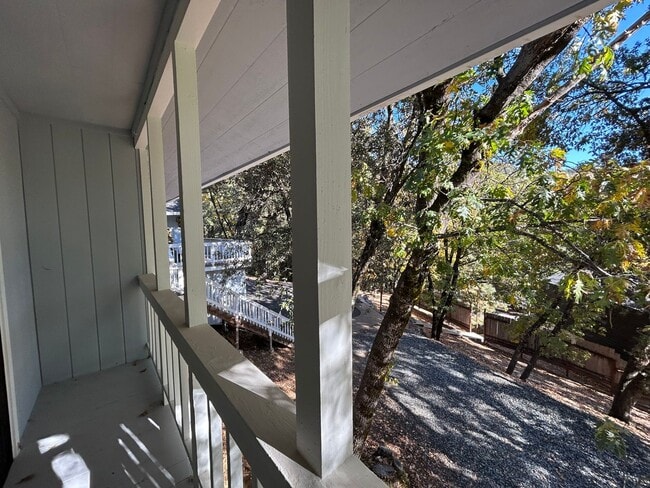 Building Photo - Welcome to Crystal Falls