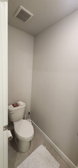 Building Photo - 59 Crater Pool Ln