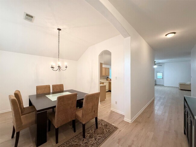 Building Photo - 13810 Audra Ln