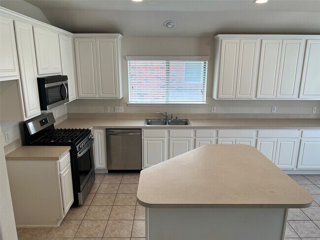 Building Photo - 2234 Tremont Trail Ln