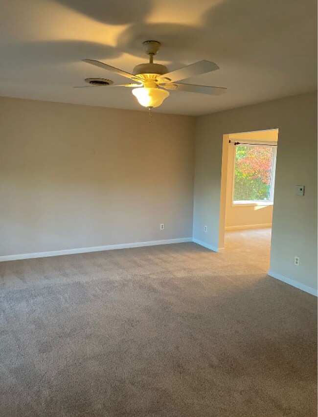 Building Photo - Spacious 5-Bedroom Home with Finished Base...