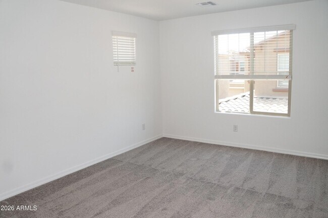 Building Photo - 3809 N 100th Dr
