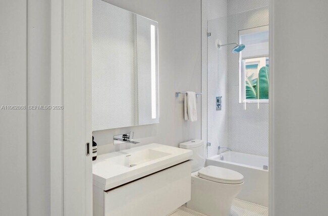 Building Photo - 745 NE 77th St