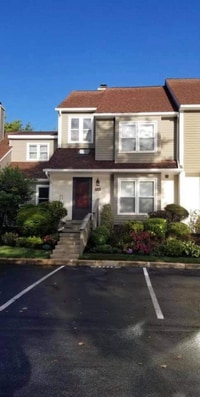 Building Photo - 5002 Shannon Ct
