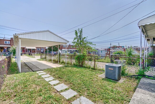 Building Photo - Spacious Townhome 3Bed/2Bath in Dundalk