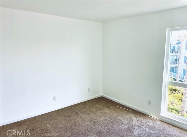 Building Photo - 640 The Village