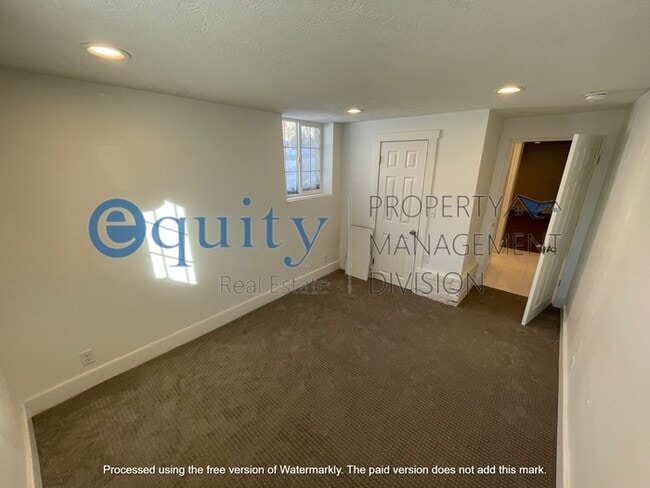 Building Photo - 744 S 1300 E