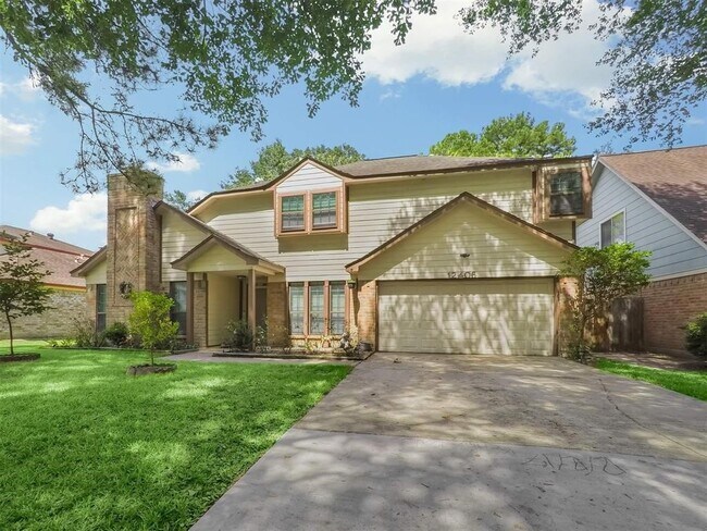 Building Photo - 12406 Sarti St