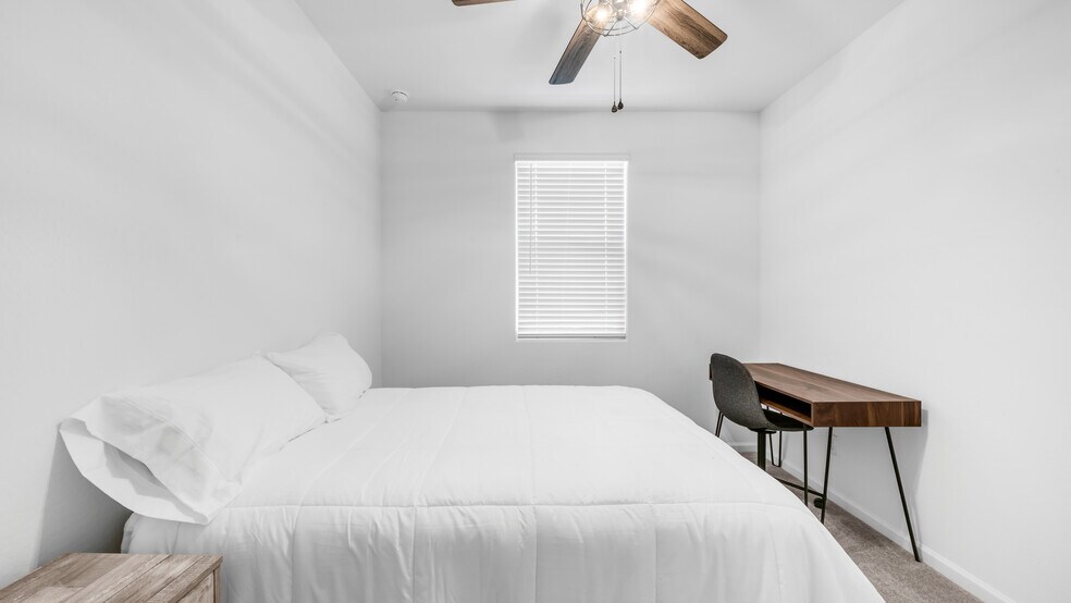 Building Photo - 4525 S 127th Ln