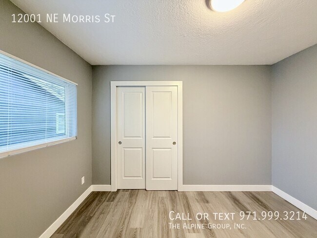 Building Photo - 12001 NE Morris St