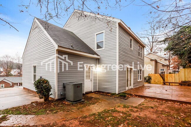 Building Photo - 1129 Well Spring Dr