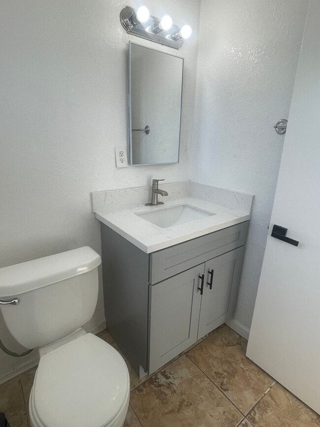 Building Photo - 3BD/1.5BA House -24701 Starcrest Dr.  Moreno Valley, CA 92553