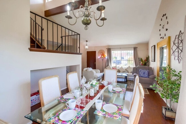 Building Photo - 6434 Bullock Dr