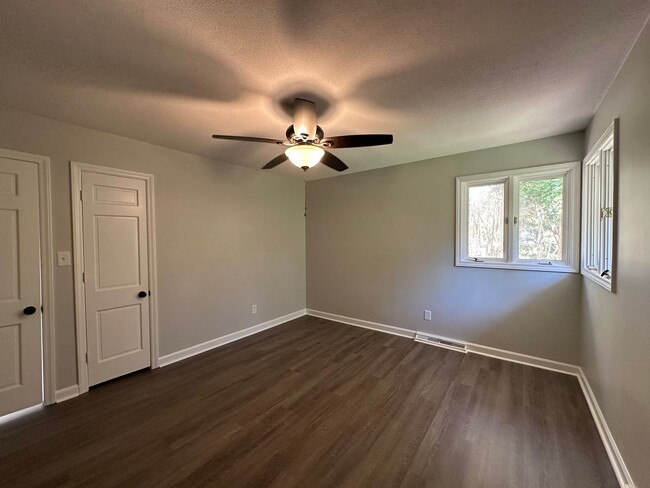Building Photo - Fully Renovated Home with Unmatched Character