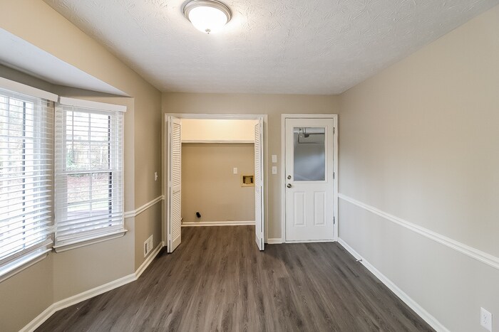 Building Photo - 4861 Hull Rd SE