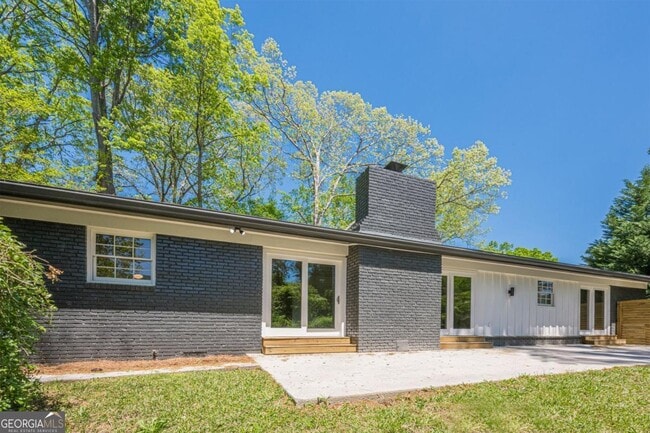 Building Photo - 3350 Pine Meadow Rd NW