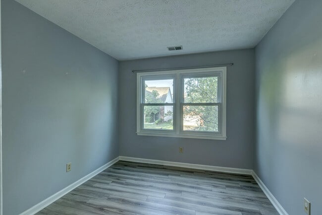 Building Photo - 3789 White Pine Dr