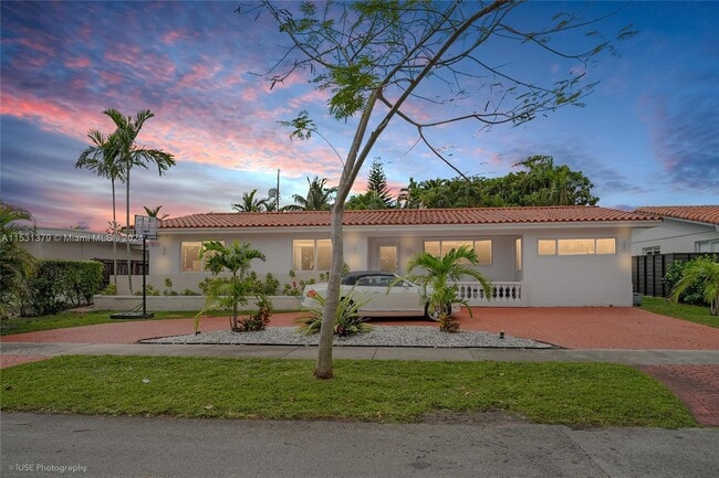 Building Photo - 19330 NE 18th Pl