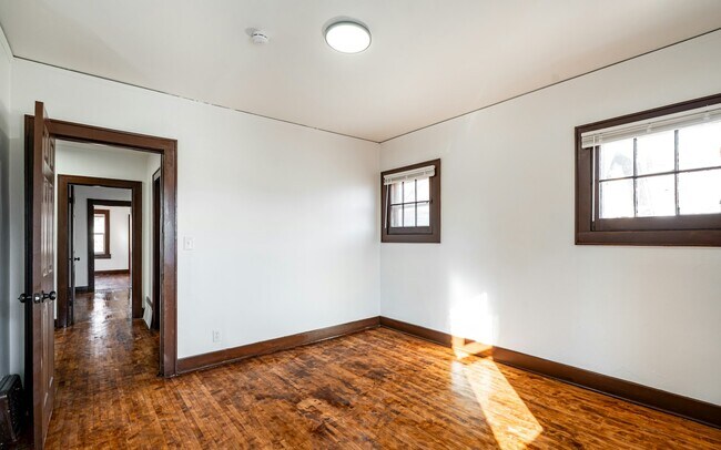 Building Photo - 2548 N 38th St