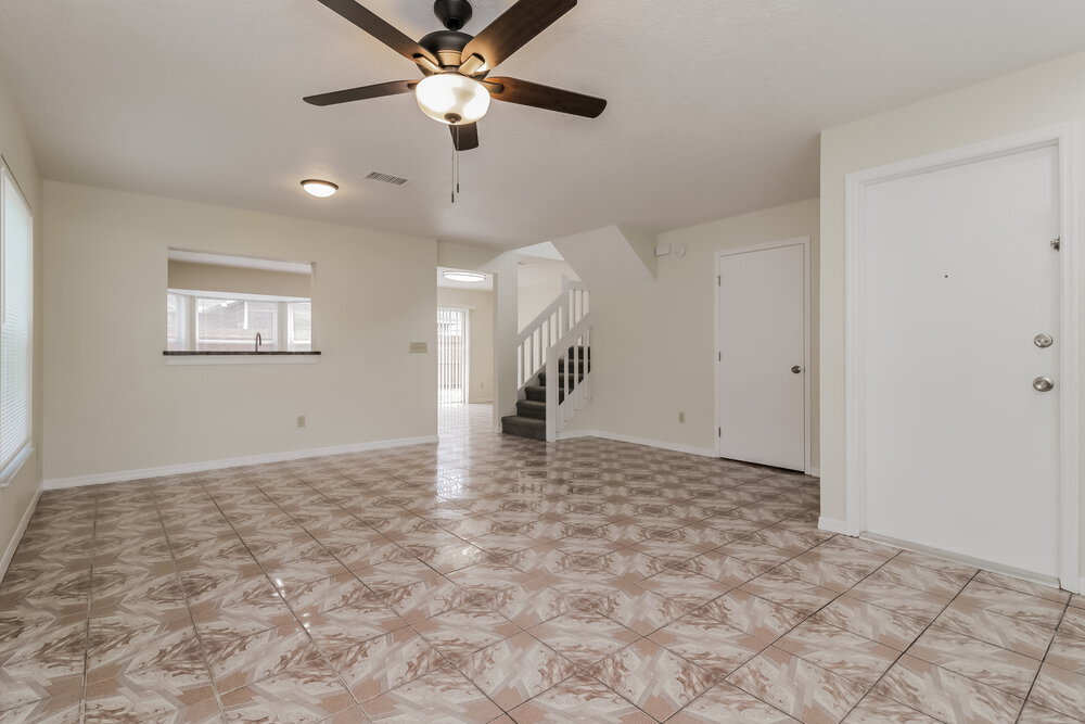 Building Photo - 9474 Chandon Dr