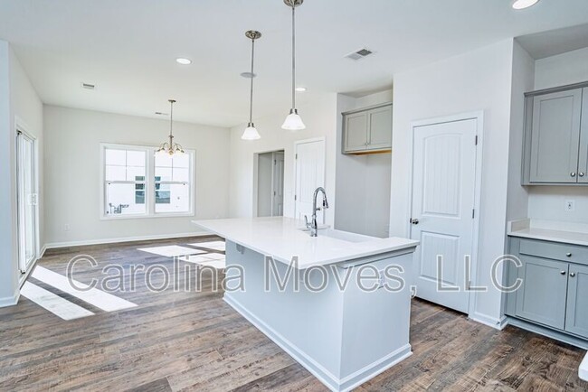 Building Photo - 300 Trail Branch Ct