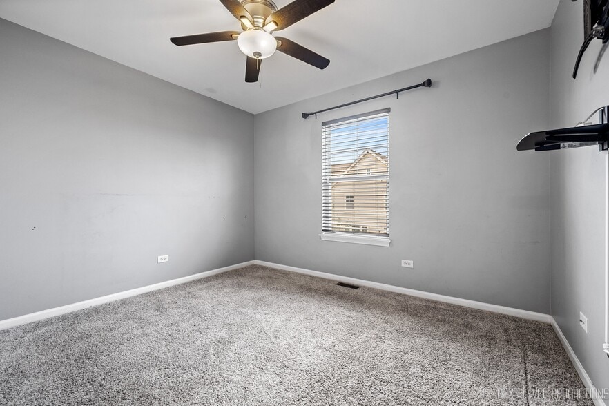 Building Photo - 5426 Cloverdale Rd