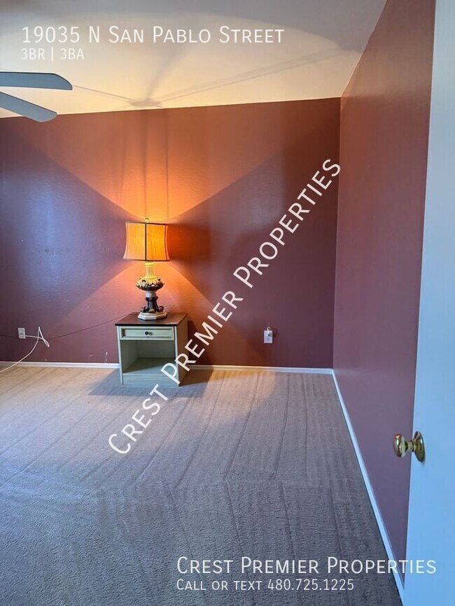 Building Photo - 19035 N San Pablo St