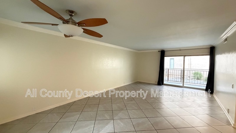 Building Photo - 400 N Sunrise Way