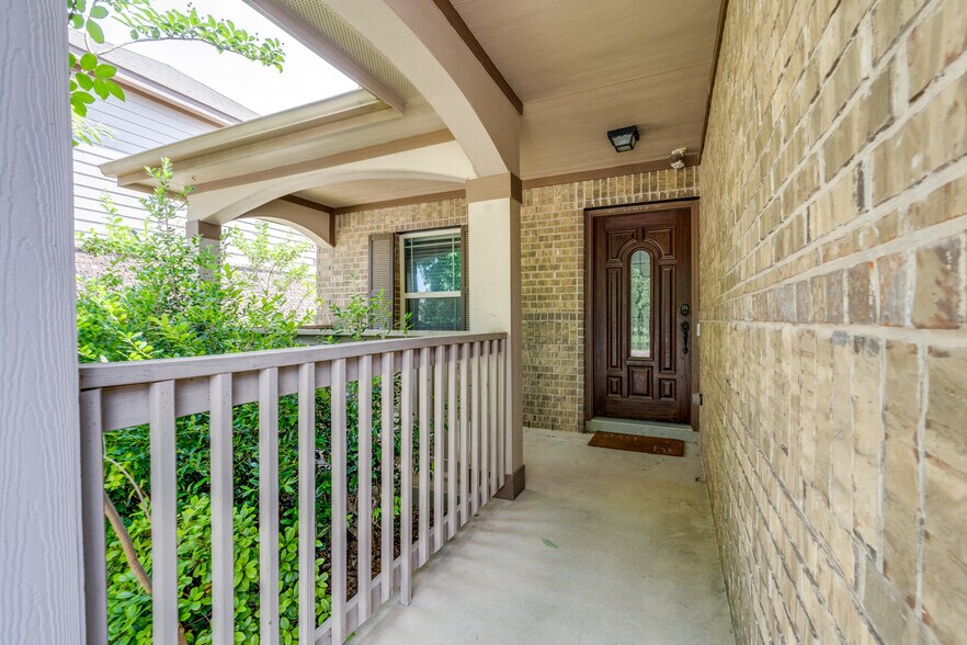 Building Photo - 129 Buckskin Way