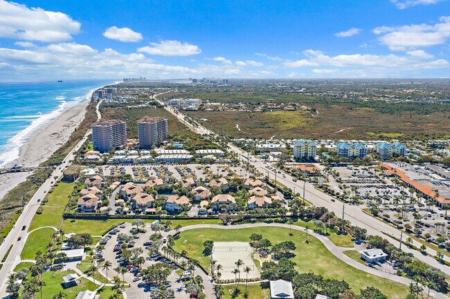 Building Photo - 4161 S US Hwy 1