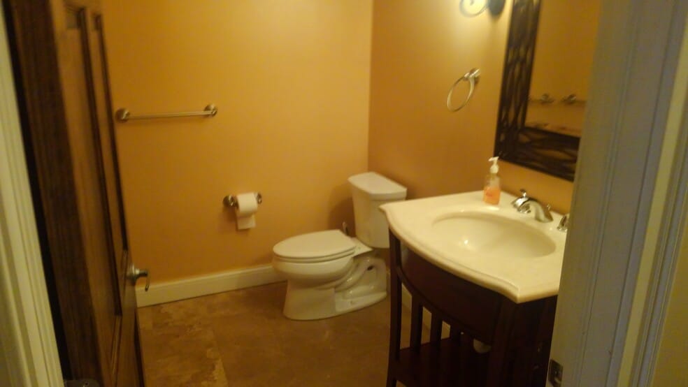 Bathroom - 547 E Grand River Ave