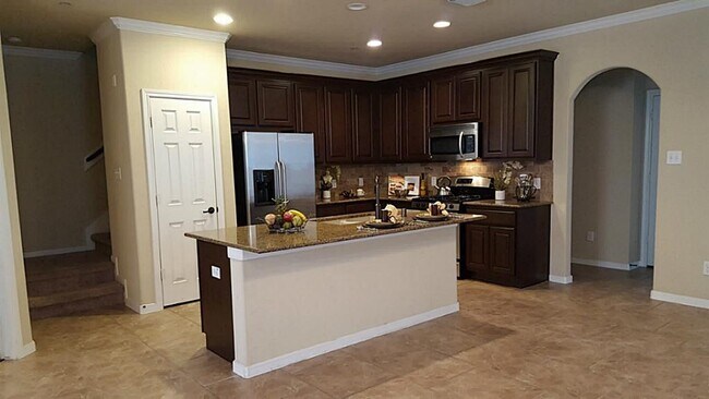 Building Photo - 18 Umbria Ln