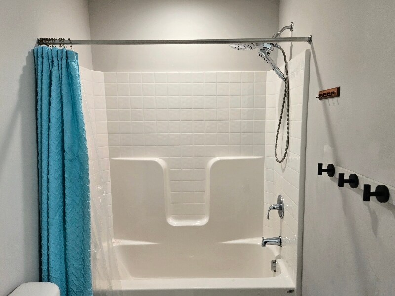 Building Photo - 745 Guy Ave