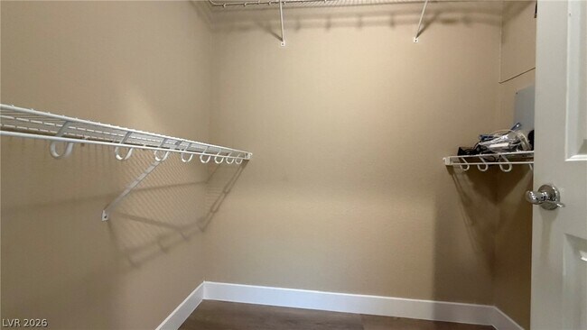 Building Photo - 6451 Parrot Ridge Ct