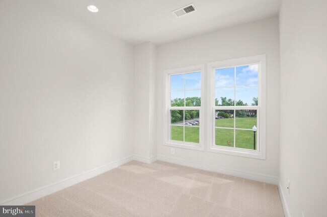 Building Photo - 14534 Alsace Ln