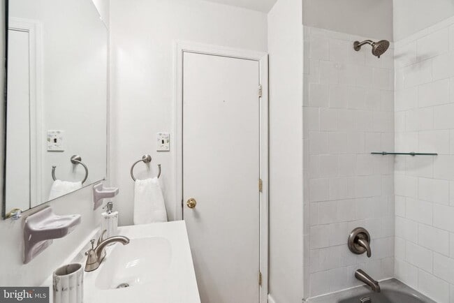 Building Photo - 1624 41st St N