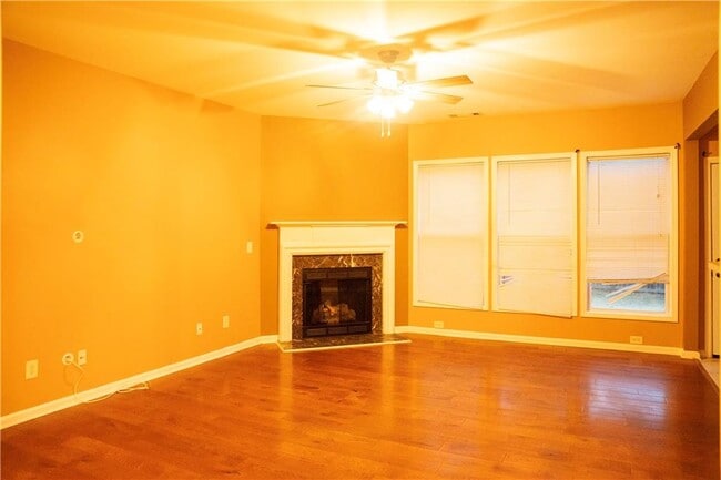 Building Photo - 2581 Southhaven Ln