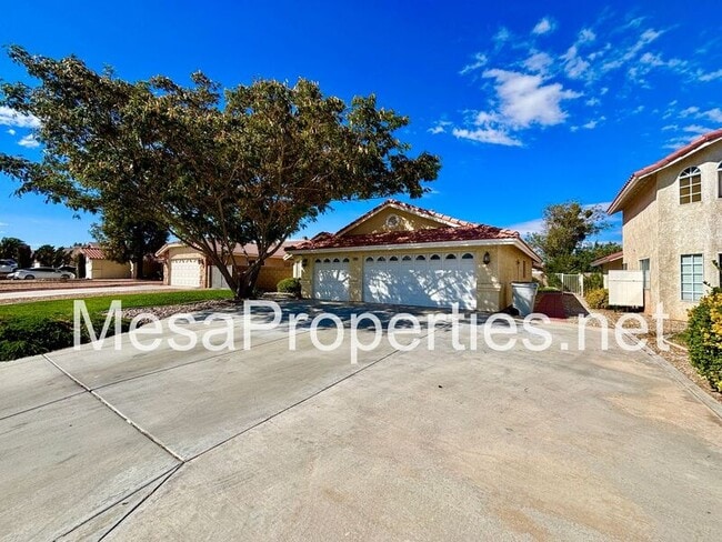 Building Photo - 17928 Sunburst Rd