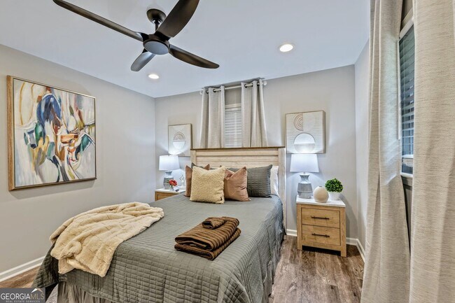 Building Photo - 3590 Ponderosa Ln