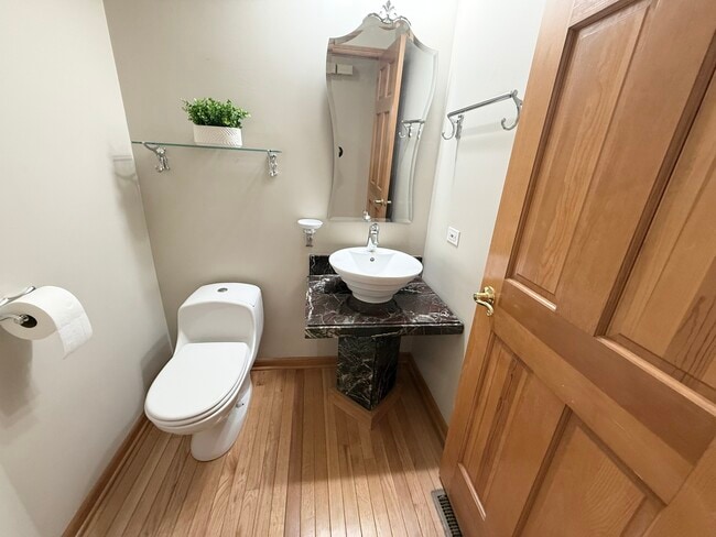 Building Photo - 153 Fulbright Ln