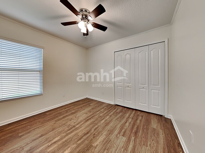 Building Photo - 603 Glendale Ln