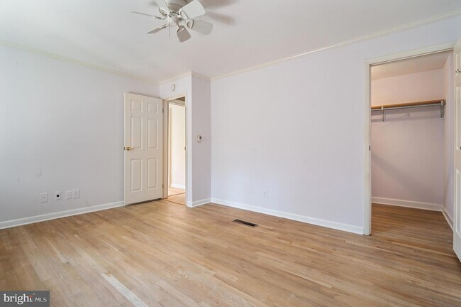 Building Photo - 15729 Holly Grove Rd